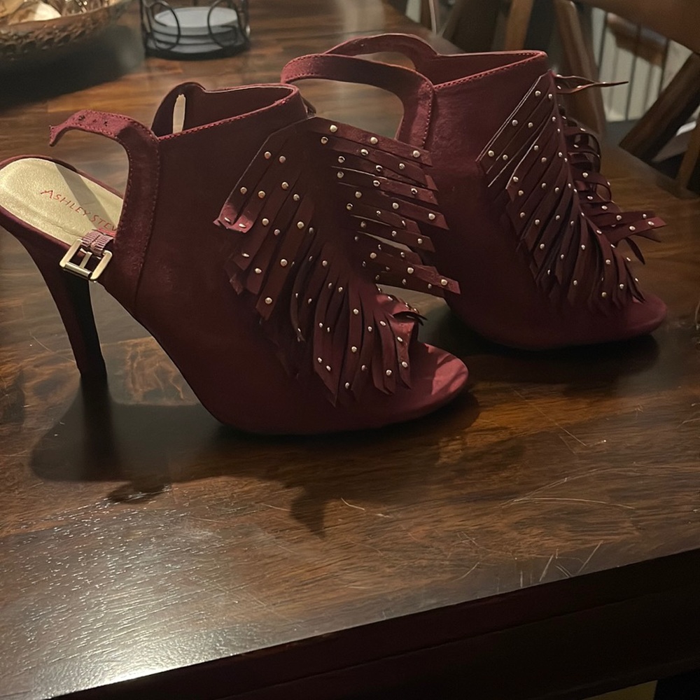 Brand new Ashley Stewart wine “fringelica” high heal/Sandals size 10